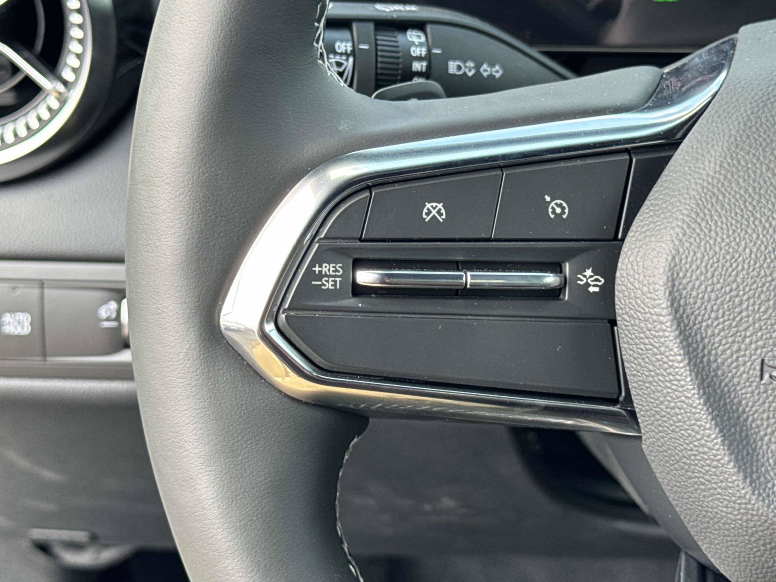 New 2025 Chevrolet Blazer EV LT AWD/4WD image 7