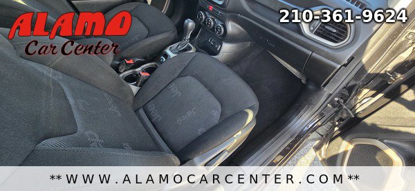 Used 2017 Jeep Renegade Latitude w/ Advanced Technology Group image 18