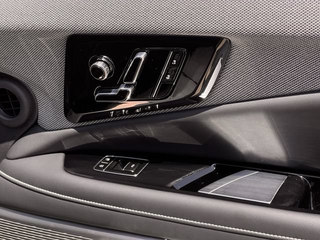 New 2027 Cadillac Optiq Luxury RWD image 22