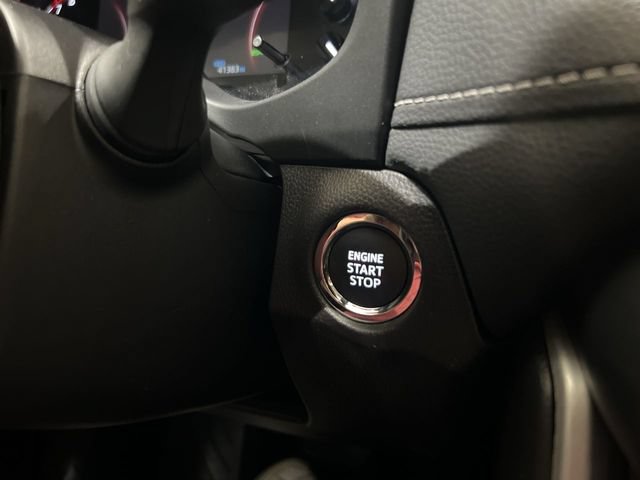 Used 2025 Toyota RAV4 XLE w/ Convenience Package FWD image 16