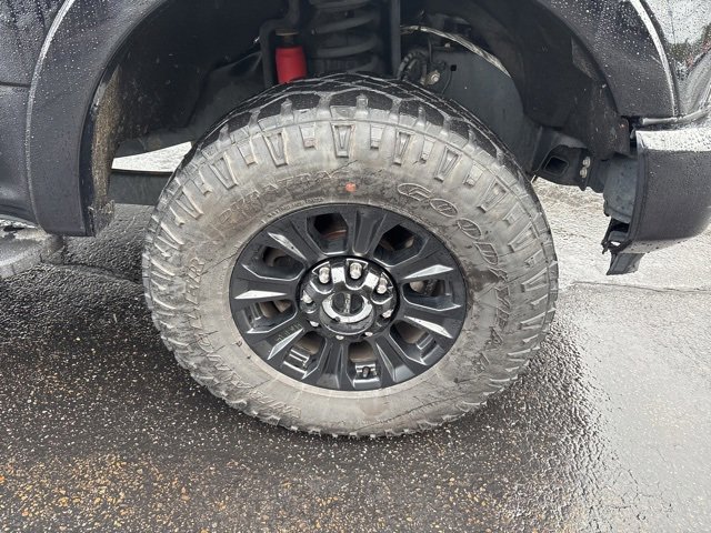Used 2022 Ford F250 Lariat w/ Tremor Off-Road Package image 9