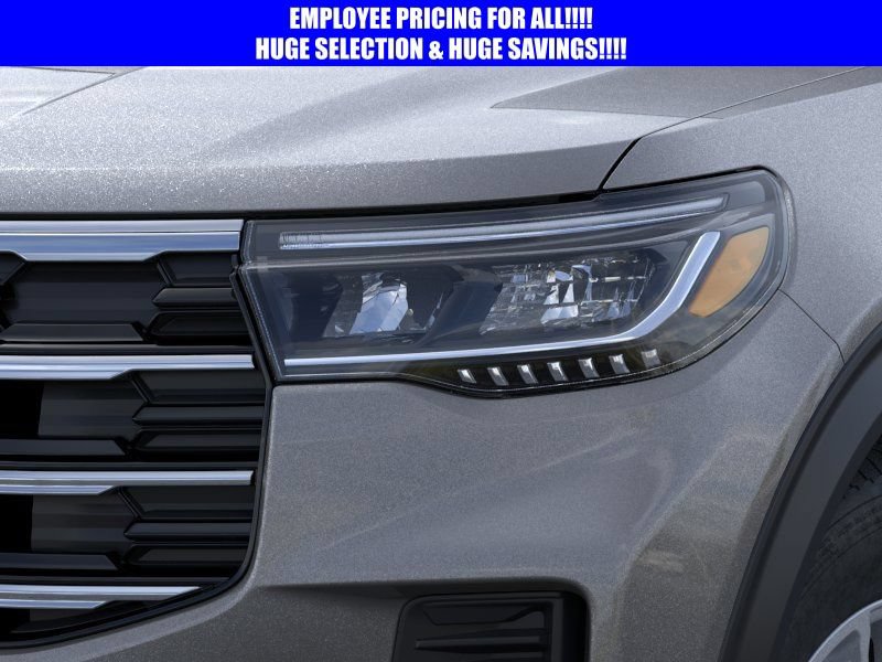 New 2026 Ford Explorer Active AWD/4WD image 18