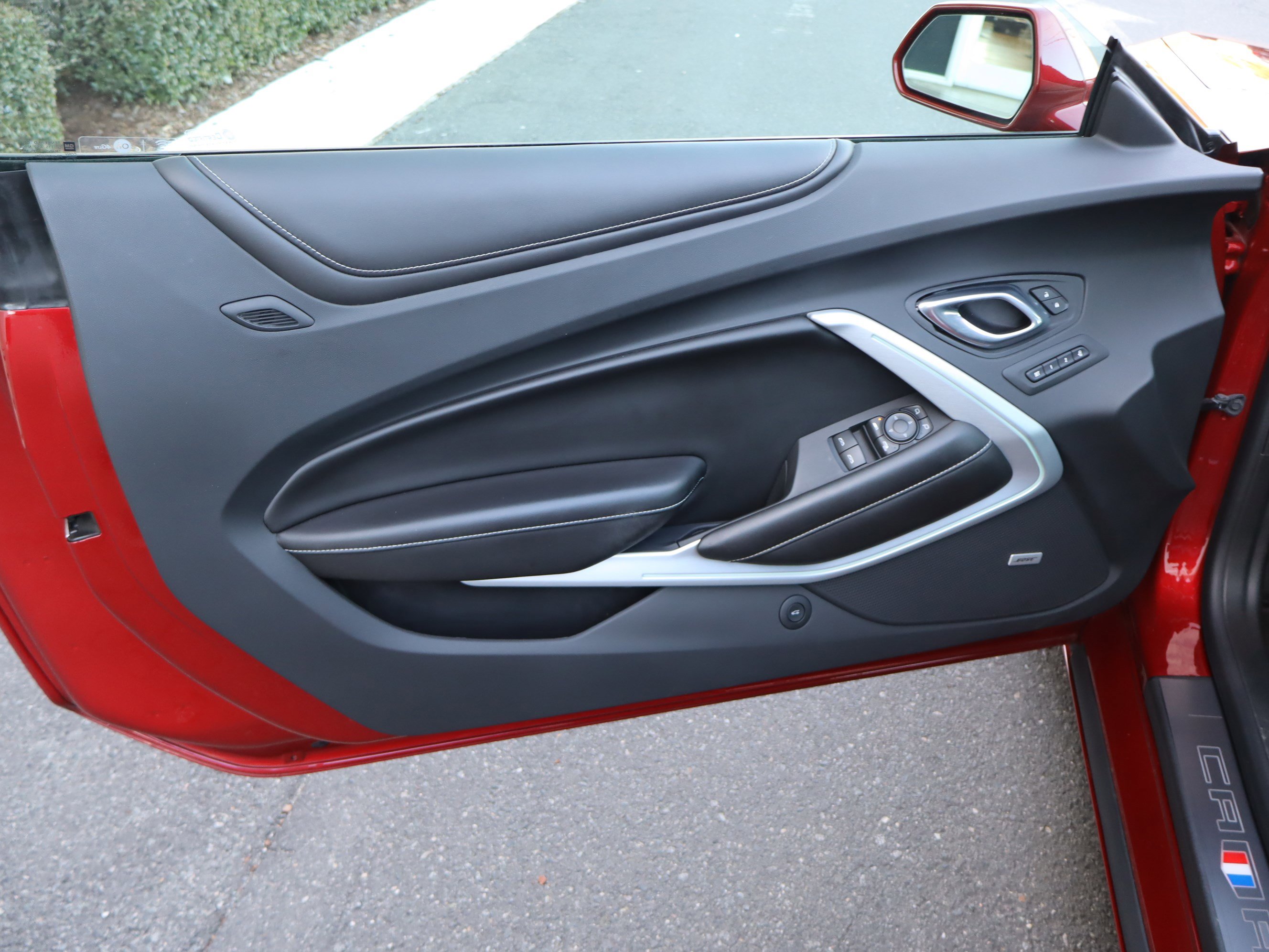 Used 2018 Chevrolet Camaro SS image 13