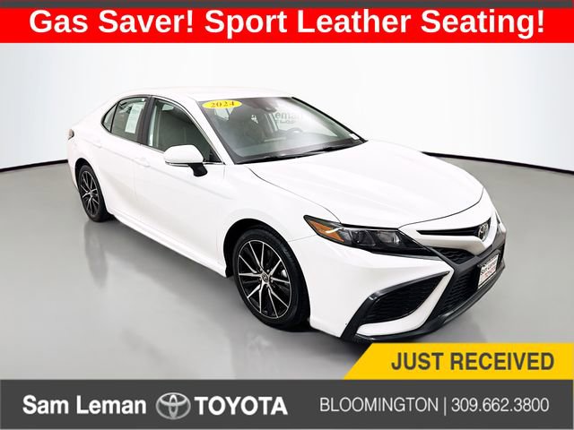 Used 2024 Toyota Camry SE