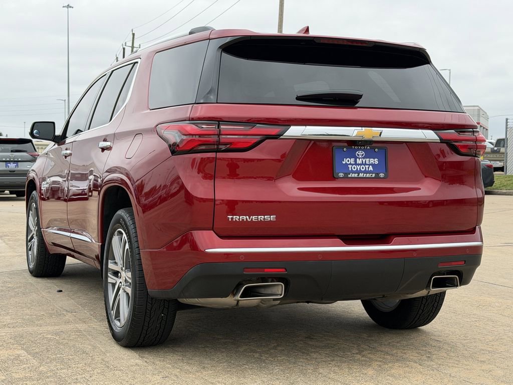 Used 2023 Chevrolet Traverse High Country FWD image 7