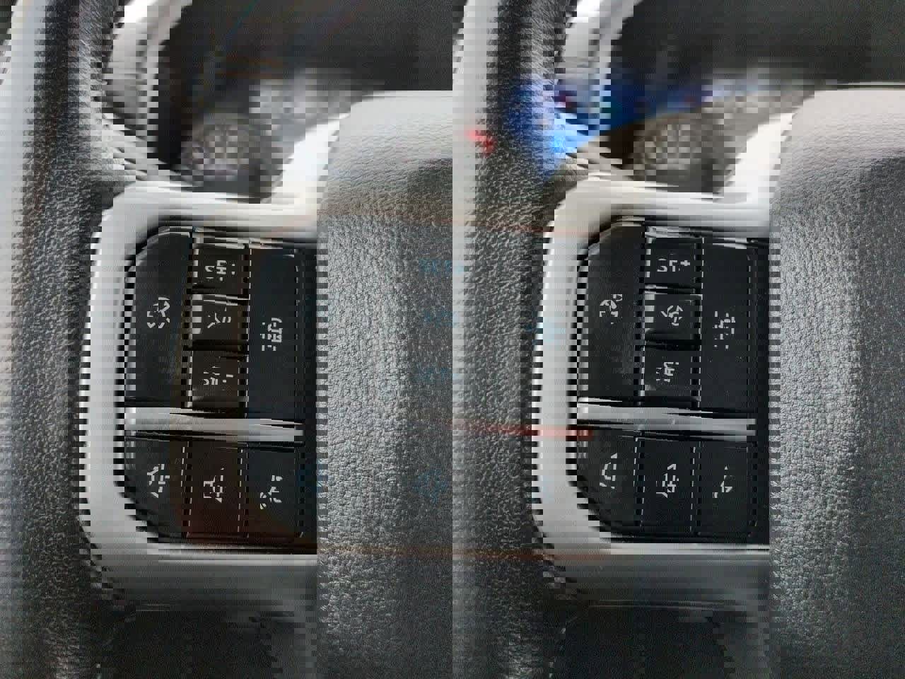 Used 2024 Ford Expedition Max XLT image 24