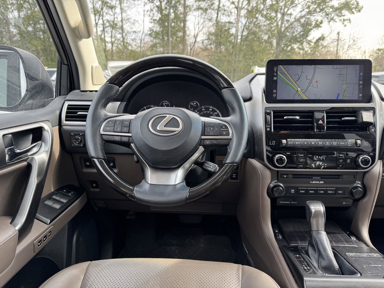 Used 2023 Lexus GX 460 Luxury image 18