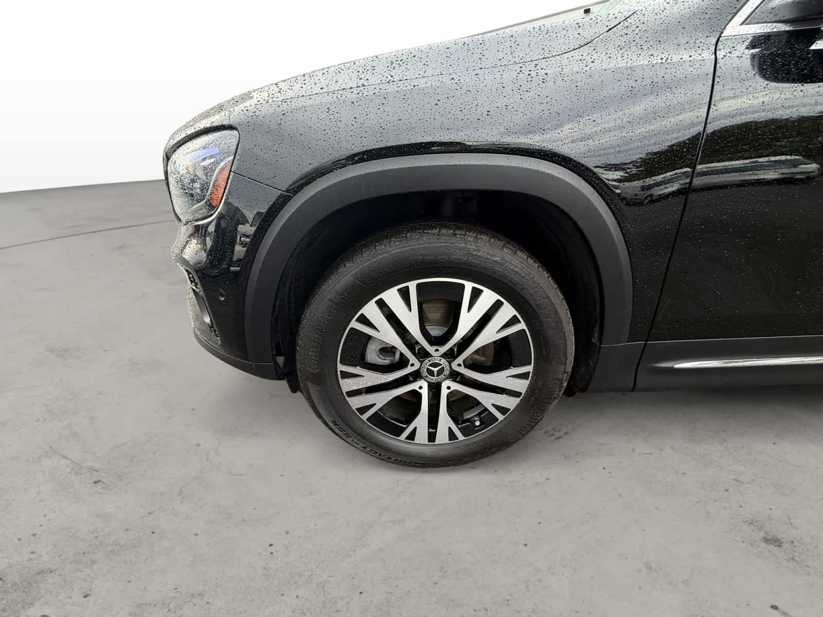 Used 2024 Mercedes-Benz GLB 250 4MATIC image 10