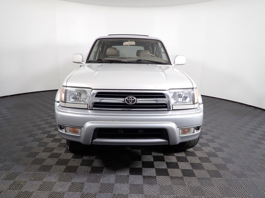 Used 2000 Toyota 4Runner Limited image 3