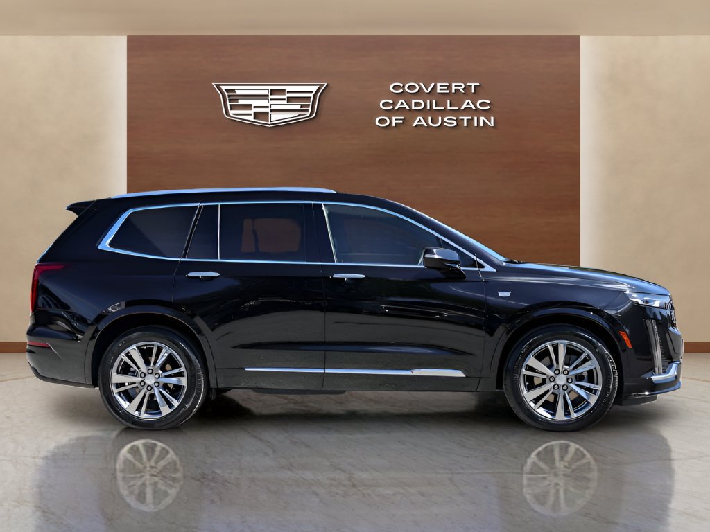 Certified 2025 Cadillac XT6 Premium Luxury FWD image 5