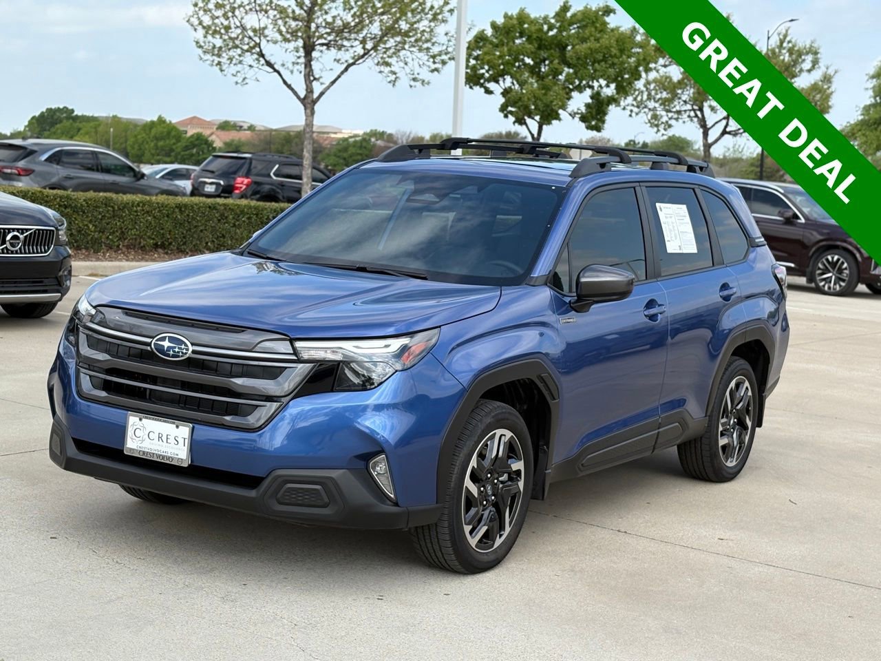 Used 2025 Subaru Forester Premium image 3