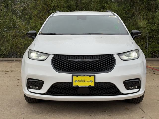 New 2026 Chrysler Pacifica Select w/ S Appearance Package image 3