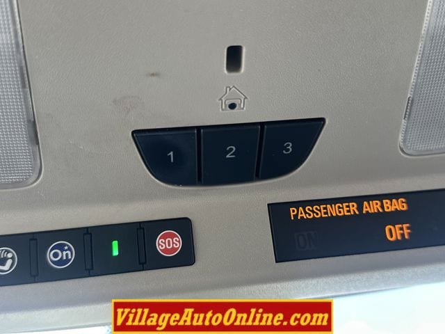Used 2020 Buick Envision Essence AWD/4WD image 17