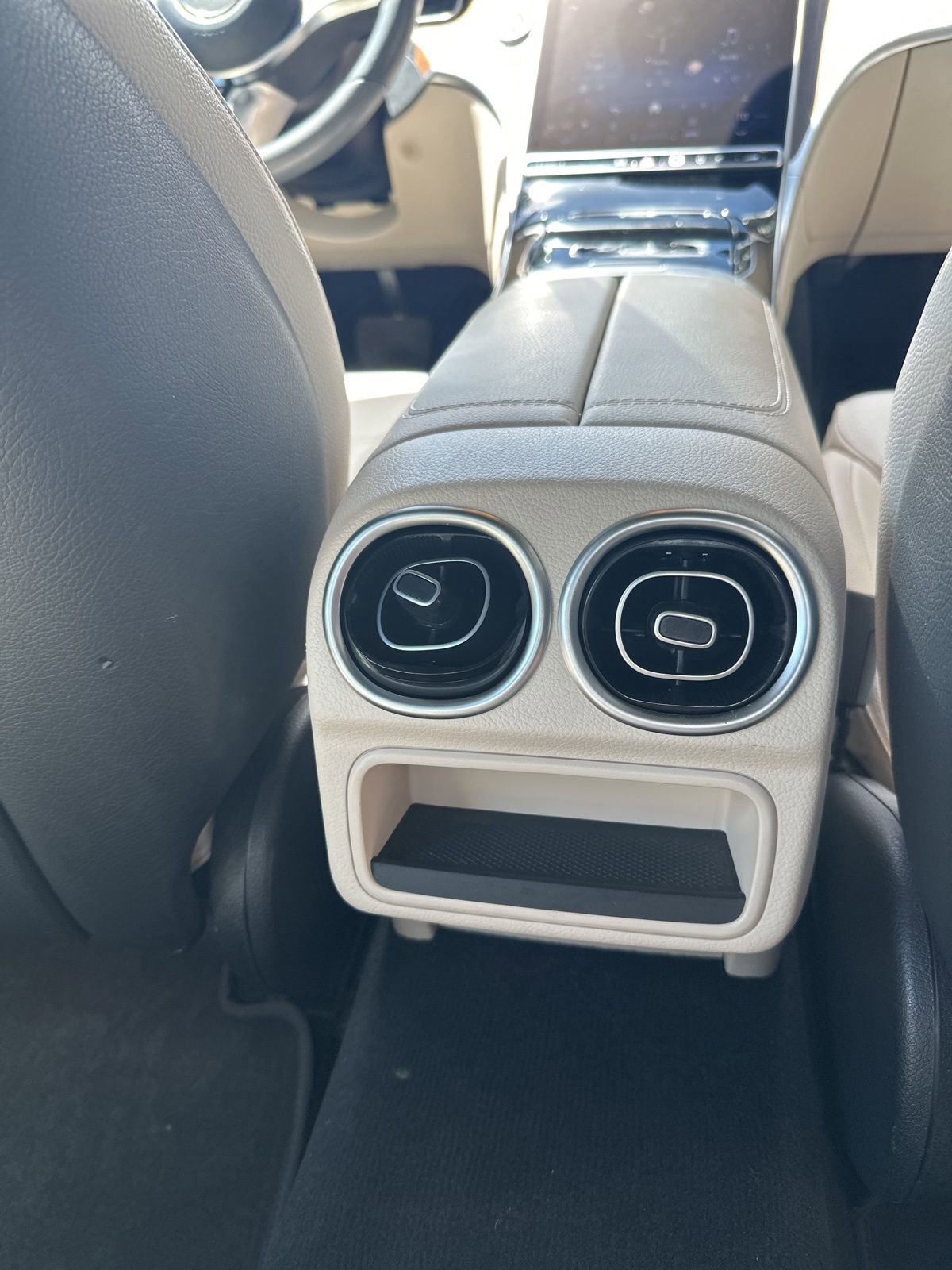 Used 2022 Mercedes-Benz C 300 Sedan image 9