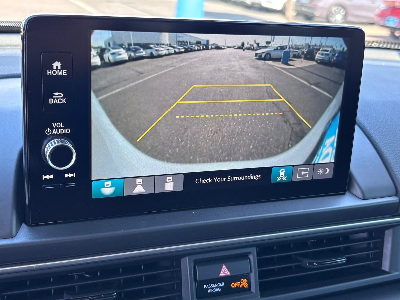 Certified 2025 Honda Pilot Touring image 30