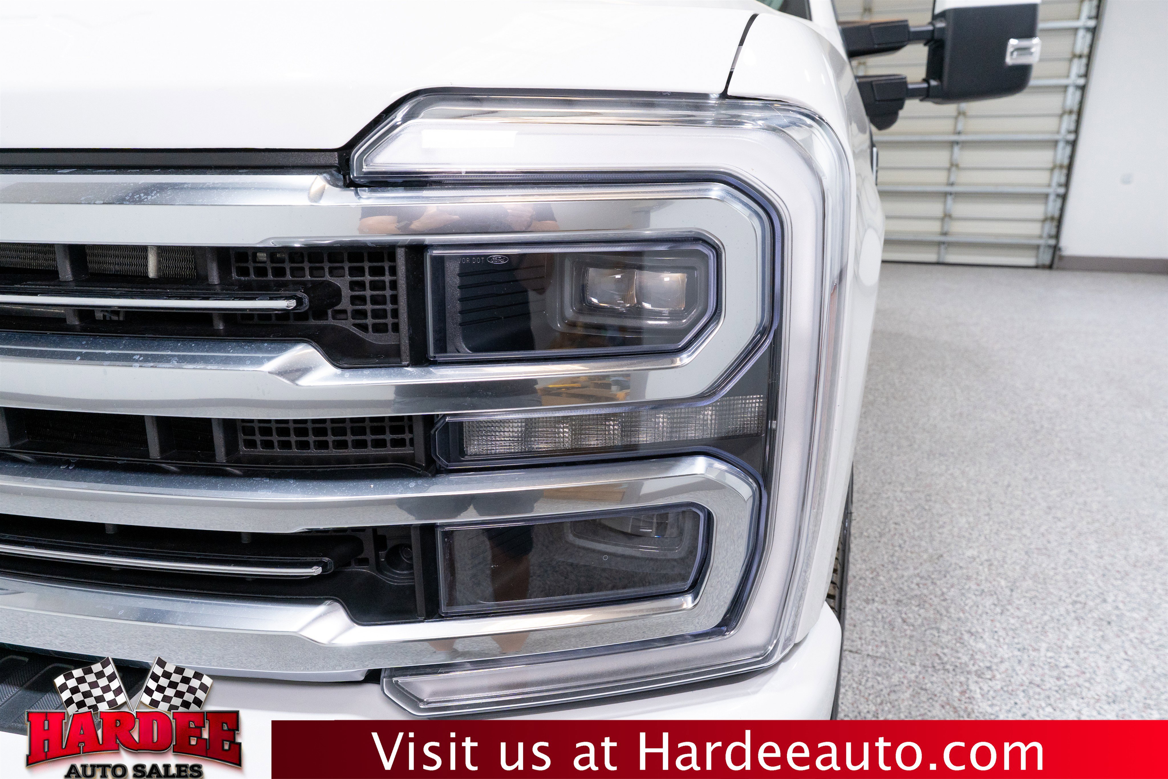 Used 2024 Ford F350 Limited w/ FX4 Off-Road Package AWD/4WD image 8