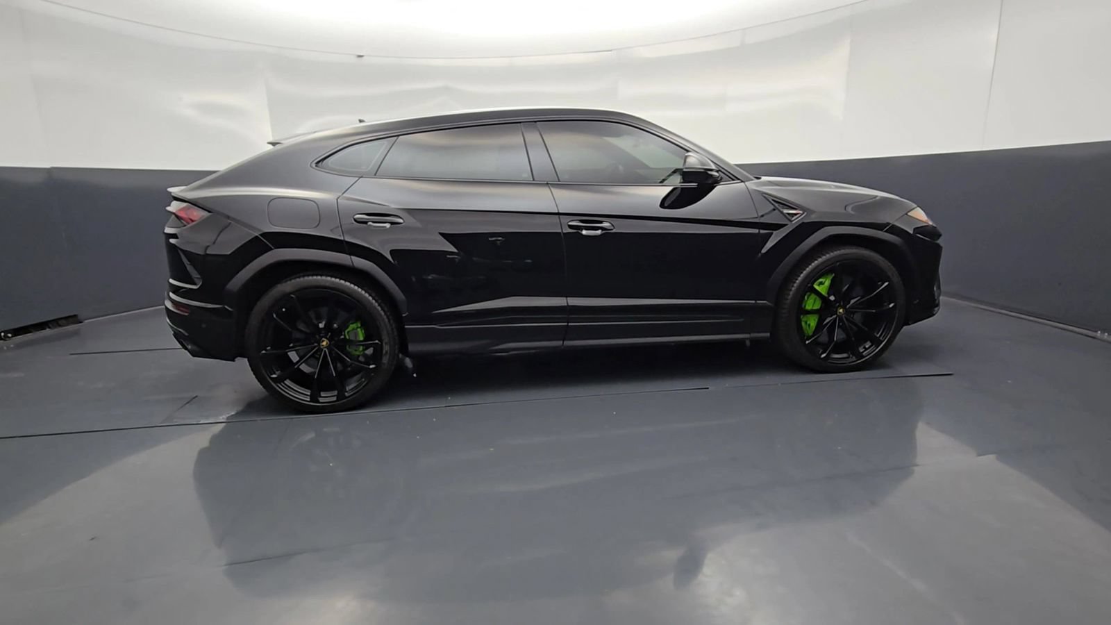 Used 2022 Lamborghini Urus AWD/4WD image 65