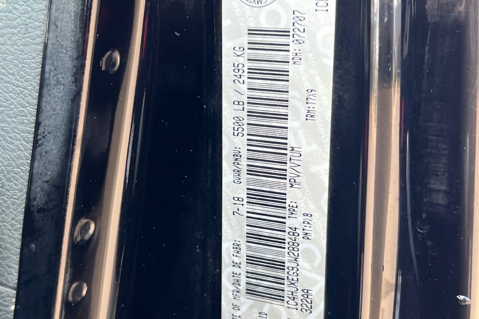 Used 2018 Jeep Wrangler Unlimited Sahara w/ Uconnect 4C Nav & Sound Group AWD/4WD image 35