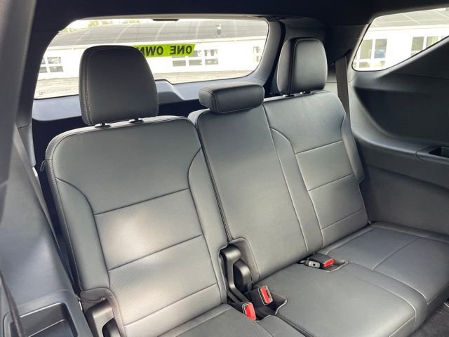 Used 2025 Chevrolet Traverse High Country image 40
