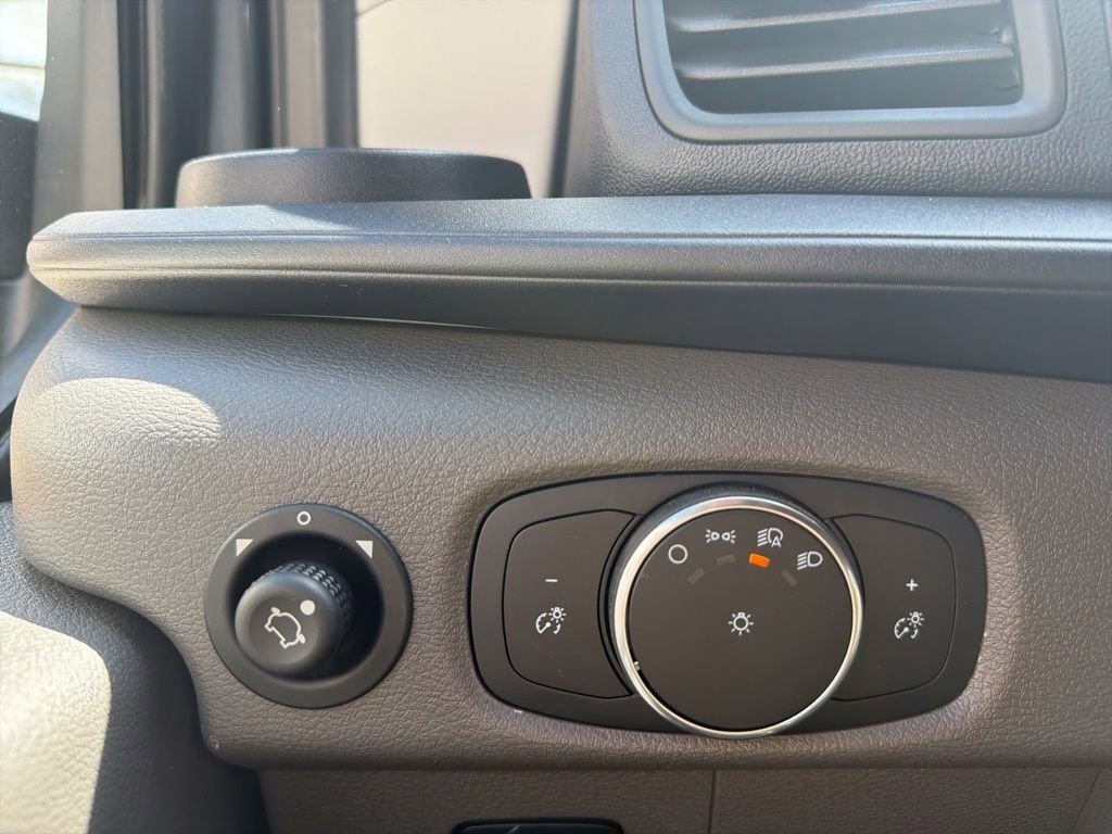 New 2026 Ford Transit 150 148 Medium Roof AWD image 37