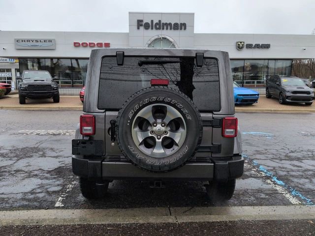 Used 2016 Jeep Wrangler Unlimited Sahara w/ Connectivity Group image 4