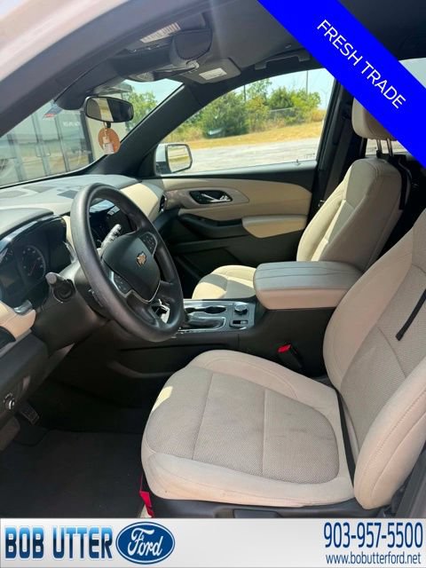 Used 2023 Chevrolet Traverse LS w/ Safety Package FWD image 7