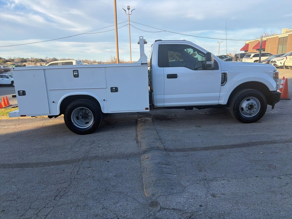 Used 2020 Ford F350 XL w/ Power Equipment Group image 32