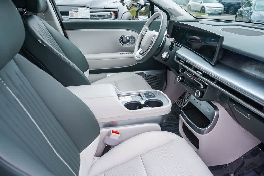 New 2026 Hyundai Ioniq 9 Calligraphy AWD/4WD image 17