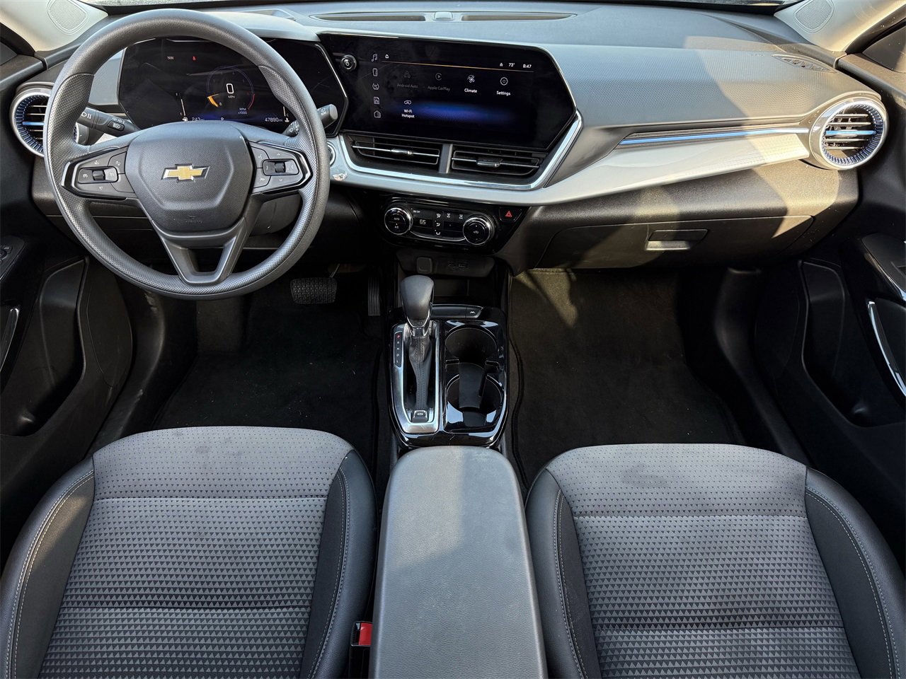 Certified 2025 Chevrolet Trax LT image 10