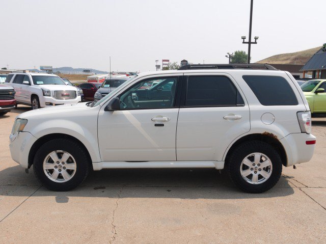 Used 2010 Mercury Mariner 4WD image 3