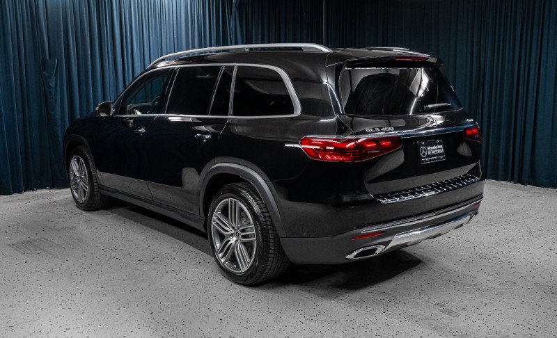 Certified 2026 Mercedes-Benz GLS 450 4MATIC image 6