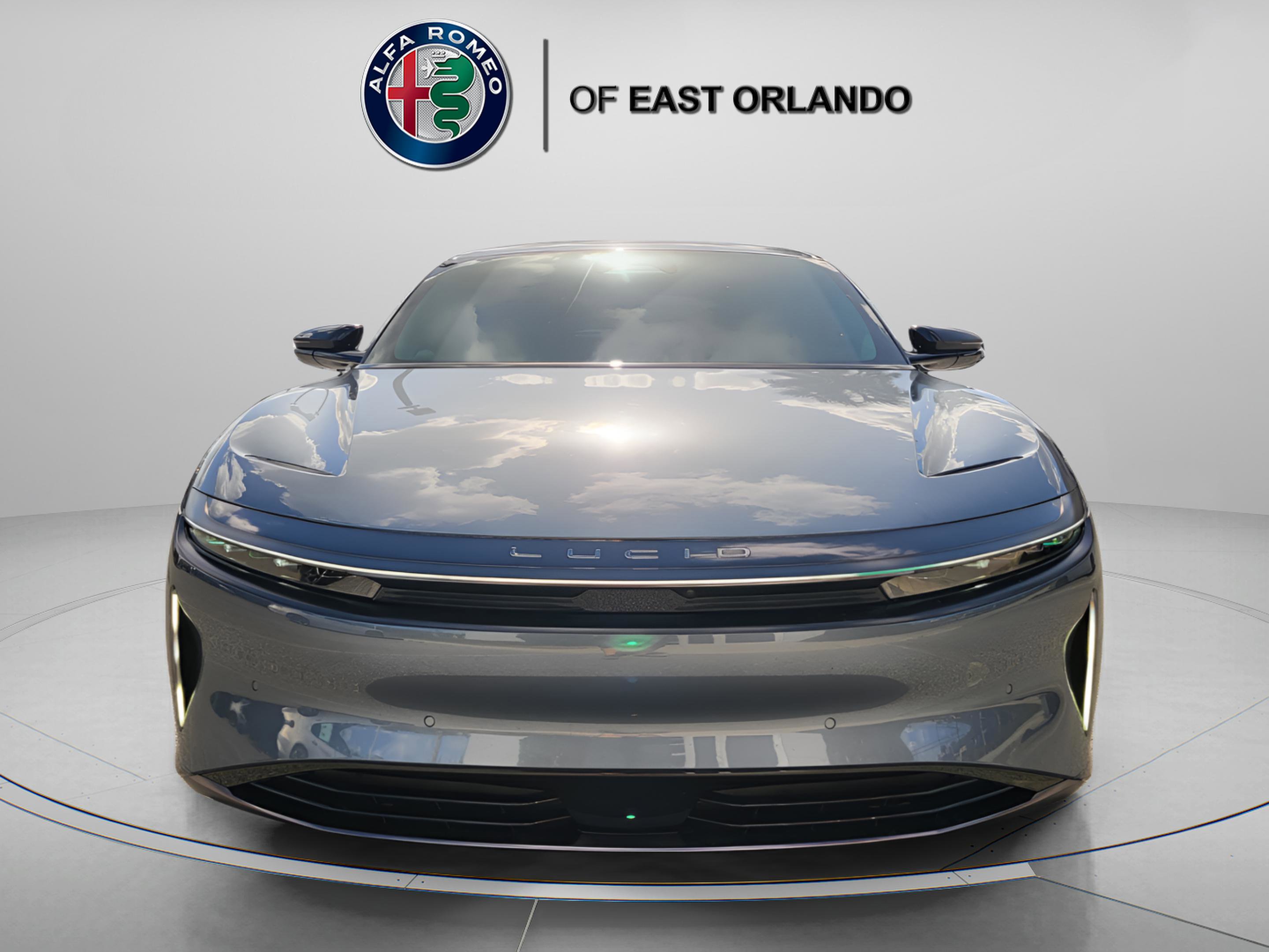 Used 2025 Lucid Air Pure image 3