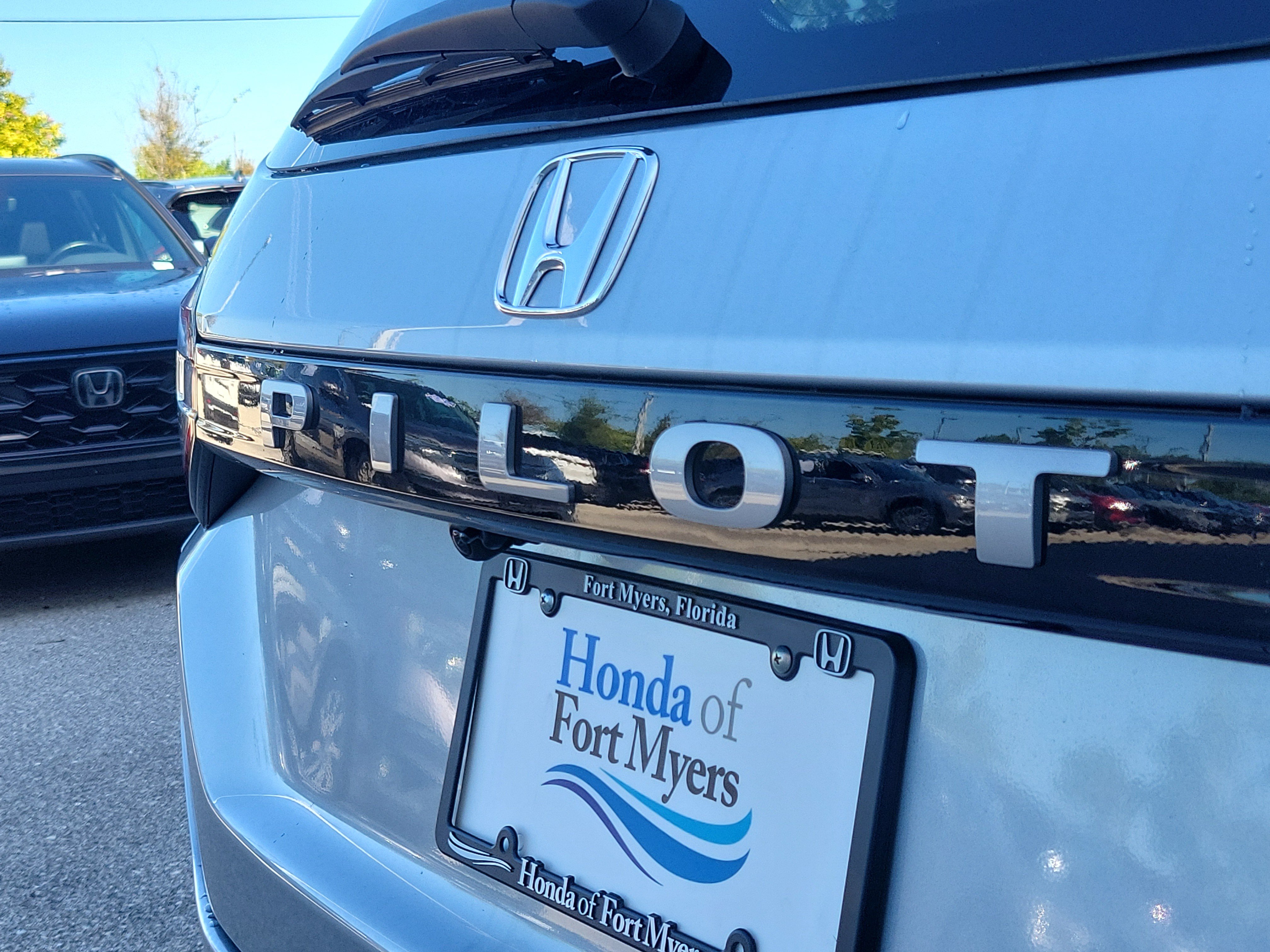 New 2026 Honda Pilot EX-L image 7