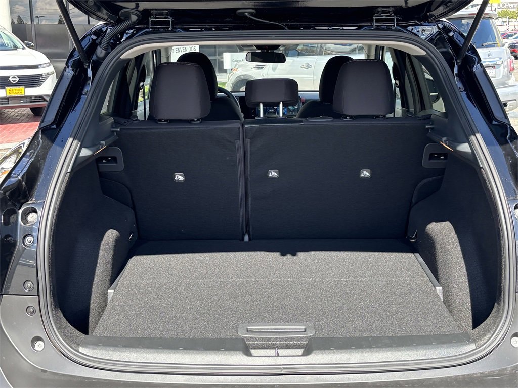 New 2026 Nissan Kicks SV image 12