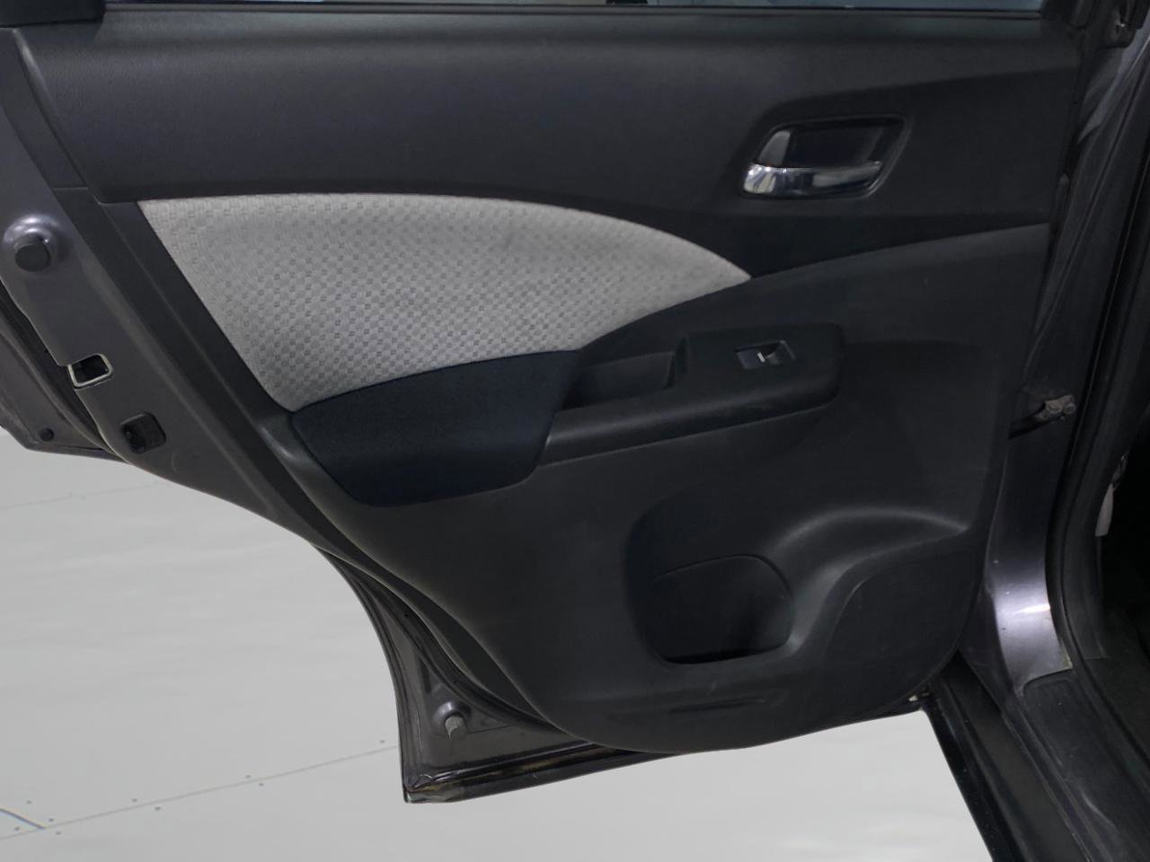 Used 2015 Honda CR-V EX image 10