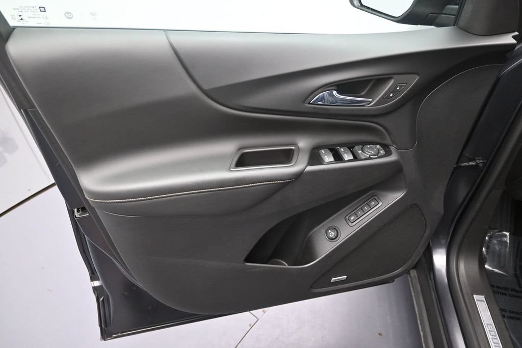 Used 2022 Chevrolet Equinox Premier FWD image 19