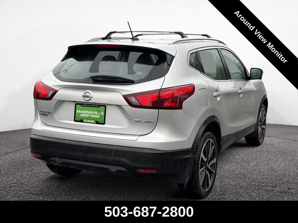 Used 2017 Nissan Rogue Sport SL image 5