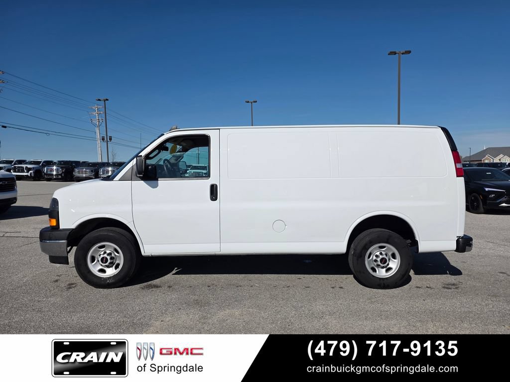 Used 2023 GMC Savana 2500 w/ Driver Convenience Package RWD image 4