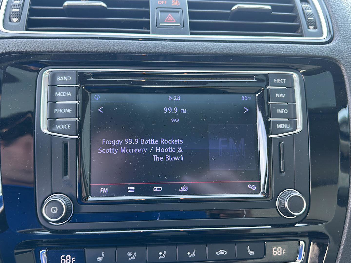 Used 2016 Volkswagen Jetta SEL Premium w/ Lighting Package image 14