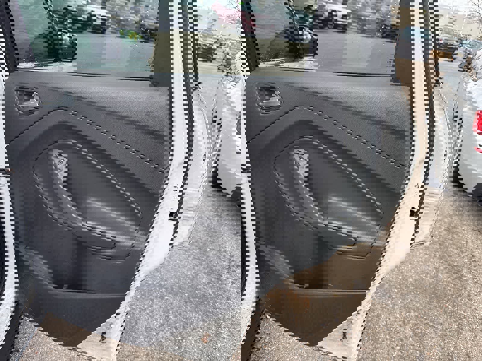 Used 2014 Ford Escape SE image 23