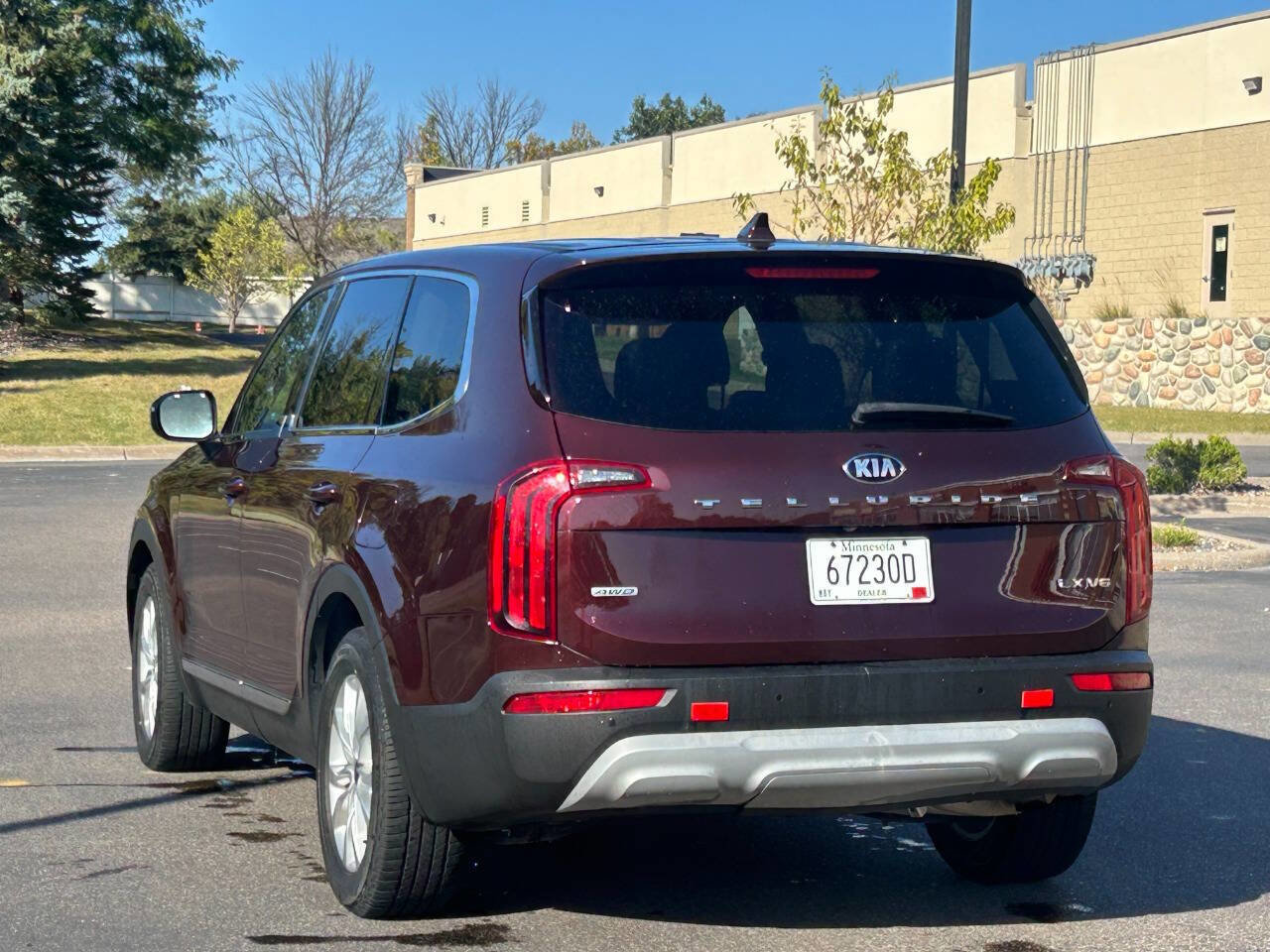 Used 2020 Kia Telluride LX image 4