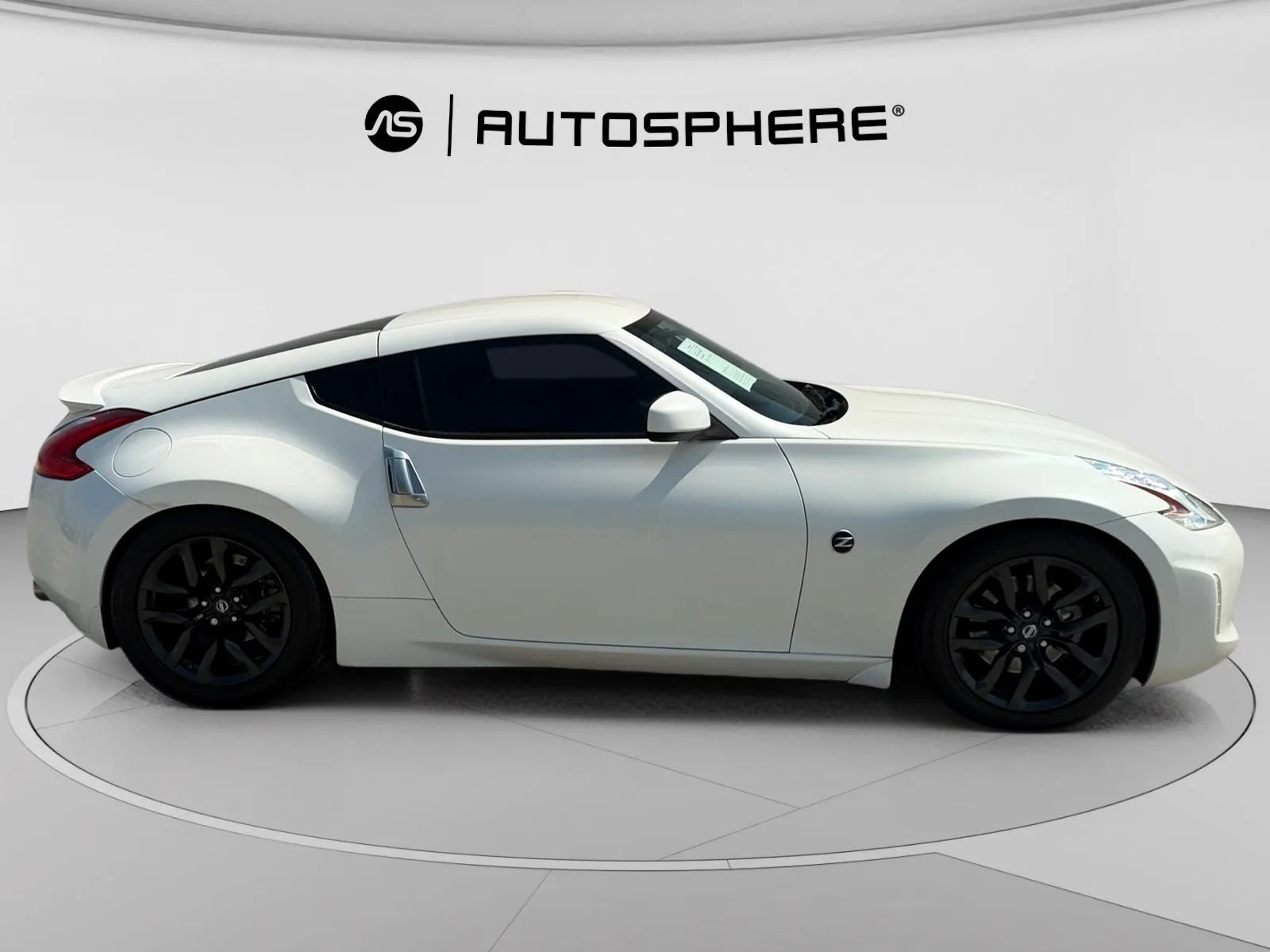 Used 2016 Nissan 370Z Coupe RWD image 11