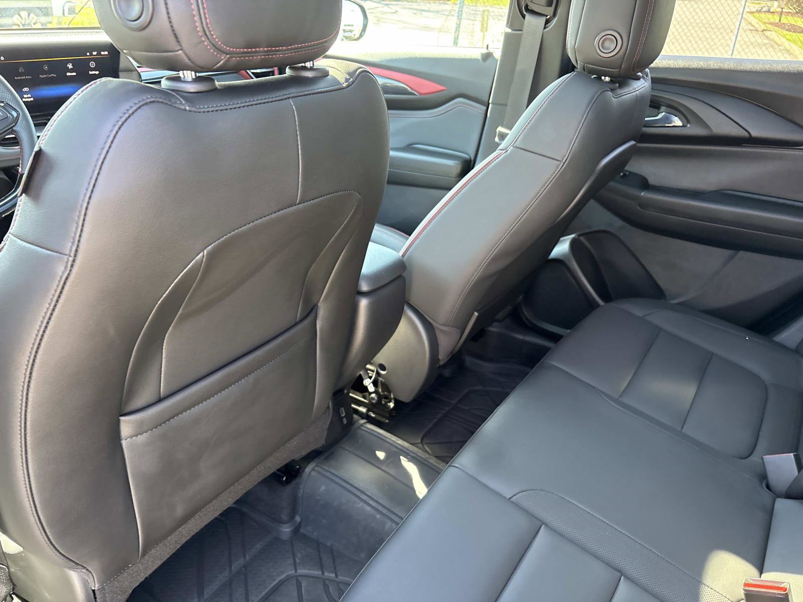 Certified 2025 Chevrolet TrailBlazer RS w/ Convenience Package image 29