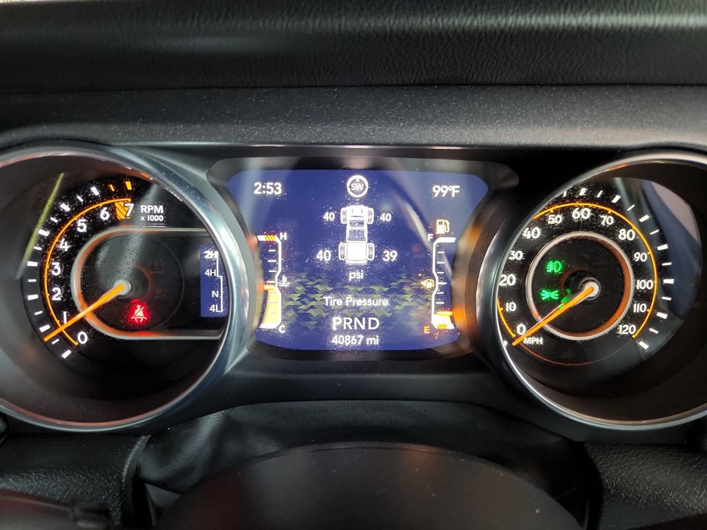 Used 2023 Jeep Gladiator Mojave w/ Cold Weather Group AWD/4WD image 28