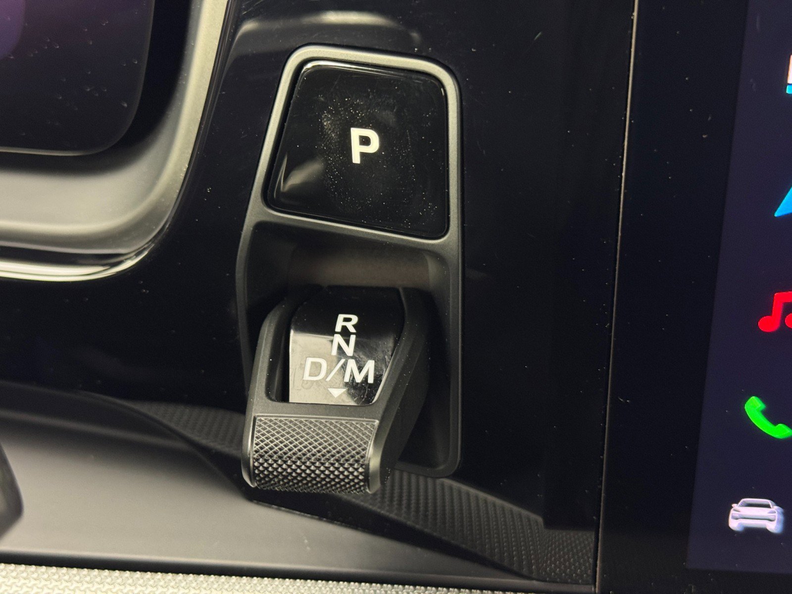 Used 2024 Porsche Cayenne w/ Technology Package image 24