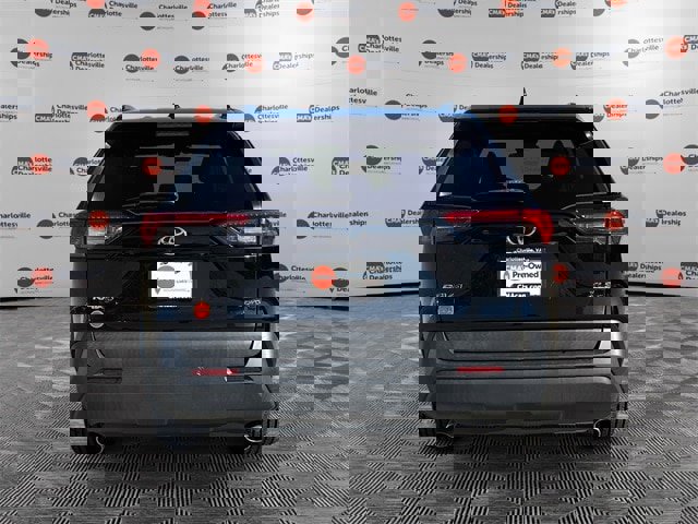 Used 2019 Toyota RAV4 XLE image 4