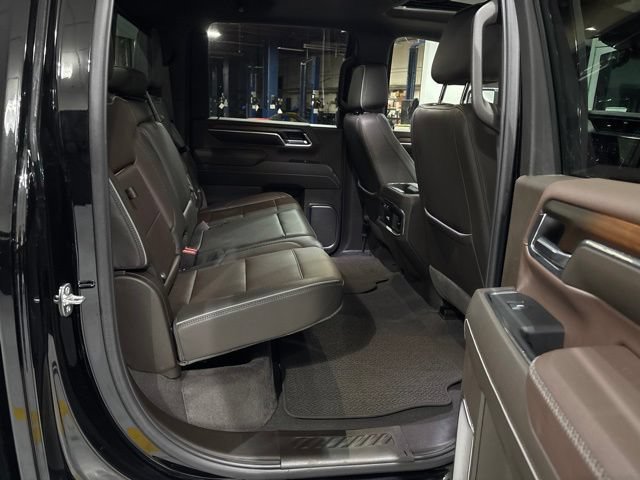 Used 2024 GMC Sierra 2500 Denali w/ Denali Reserve Package AWD/4WD image 18