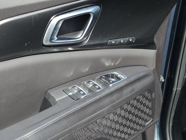 Certified 2025 Kia Carnival SX Prestige FWD image 18