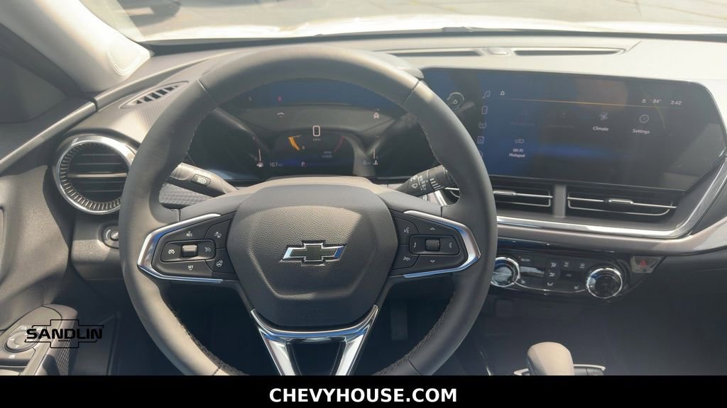 New 2026 Chevrolet Trax ACTIV w/ Driver Confidence Package FWD image 17