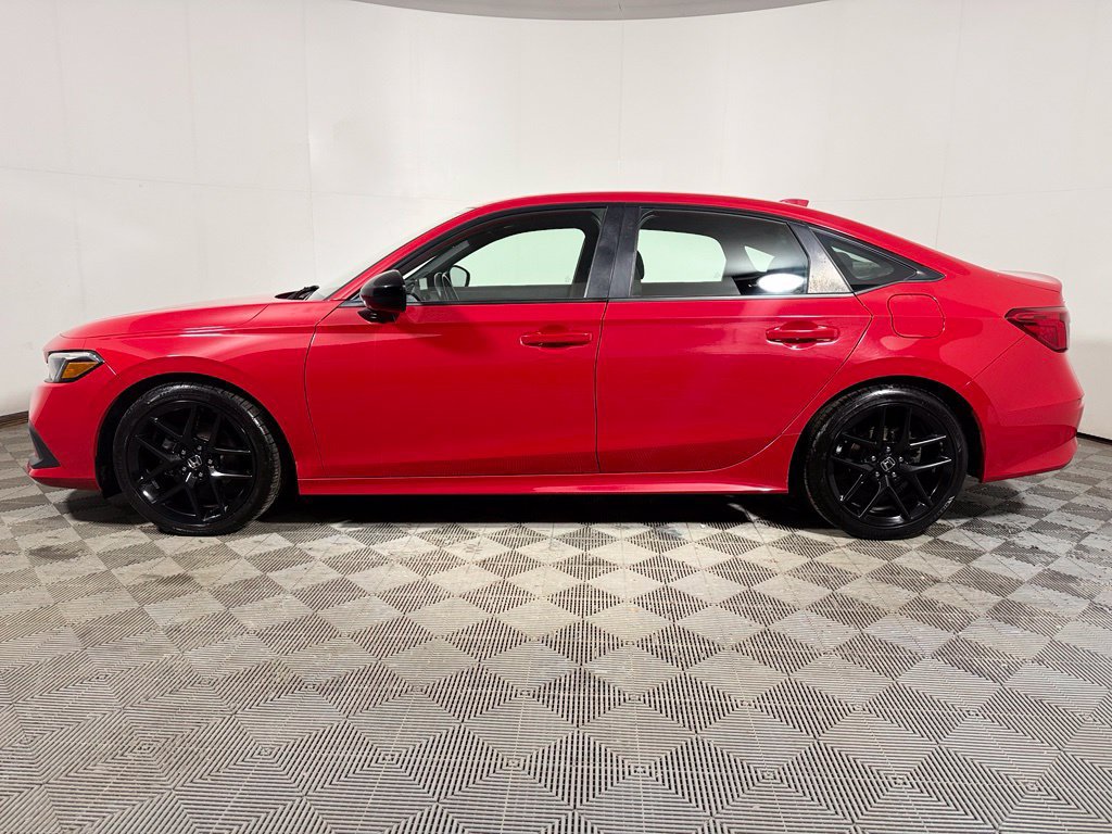 Used 2022 Honda Civic Sport image 3